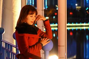 20210316夜景少女
